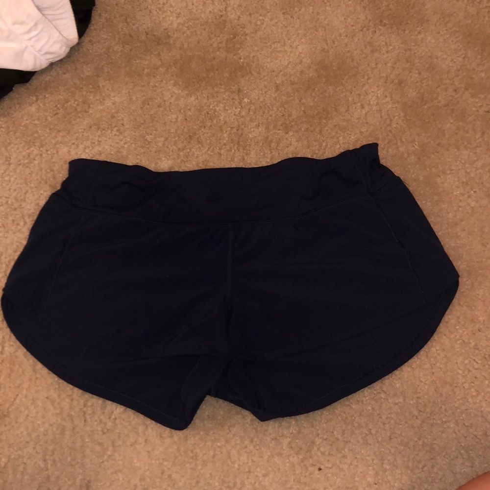 Lululemon speed up shorts 2.5” size 6 navy
